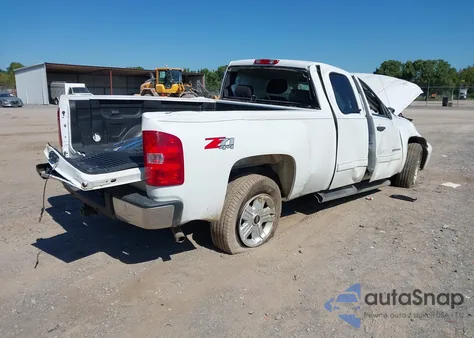 2011 Chevrolet Silverado 1500 Lt z USA, uszkodzony, nr VIN 1GCRKSE35B2300727